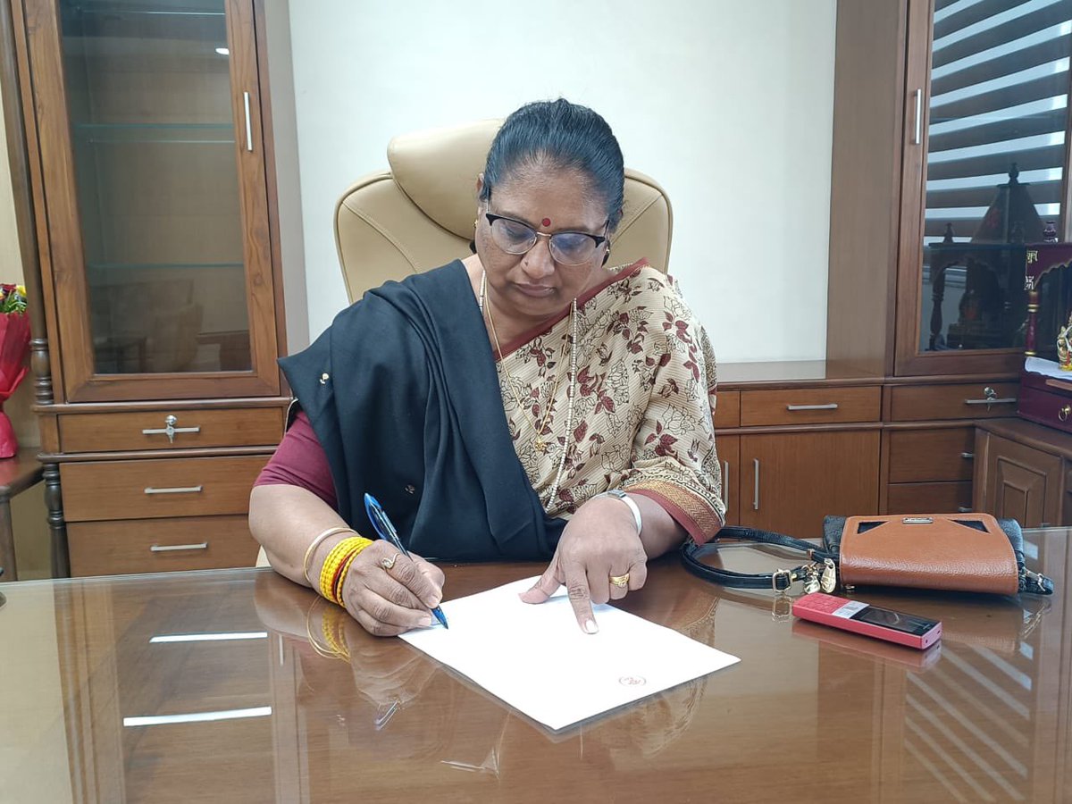 NirmalaBhuria's tweet photo. एक संदेश छात्र छात्राओं के नाम.....
#MpboardExam #Mpboard #BoardExam @mp_wcdmp #10th #12th @JansamparkMP @CMMadhyaPradesh @BJP4MP @BJP4India @PMOIndia @narendramodi #ParikshaPeCharcha2024 https://t.co/GgU7ObxGZg