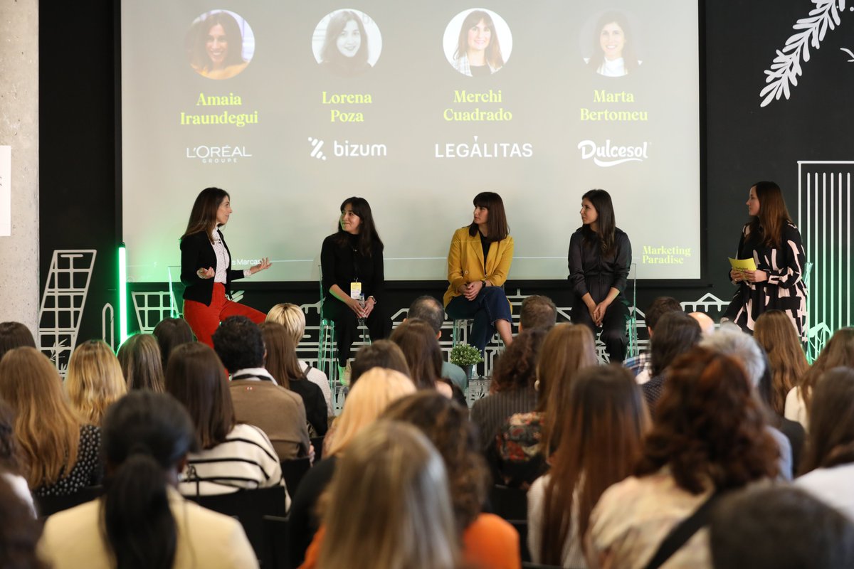 mk_paradise's tweet photo. Acabamos de terminar la primera mesa redonda en la que hemos hablado sobre los Retos en Social Media para 2024. 

Un lujazo haber contado con @MerchiCF, Amaia Iraundegui, Lorena Poza y Marta Bertomeu. 

Algunas de las perlitas que nos han contado han sido estas. ⬇️ https://t.co/P199lA51aJ