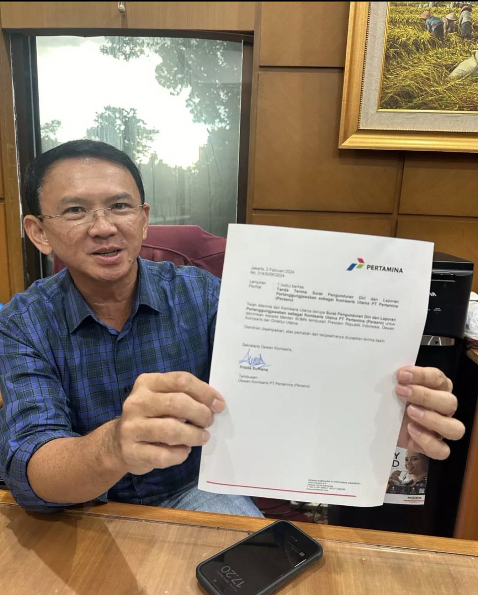 Memanggil AHOKERSS..... di seluruh penjuru dunia!!

Kalian pernah berjuang bersamanya.
Kalian tau integritasnya.
Kalian tau kredibilitasnya.
Kalian tau keberanian dan kejujurannya.

Kini Pak AHOK memanggil kalian kembali.

Rapatkan barisan!
Menangkan GANJAR-MAHFUD! 🤟🏼
.
.