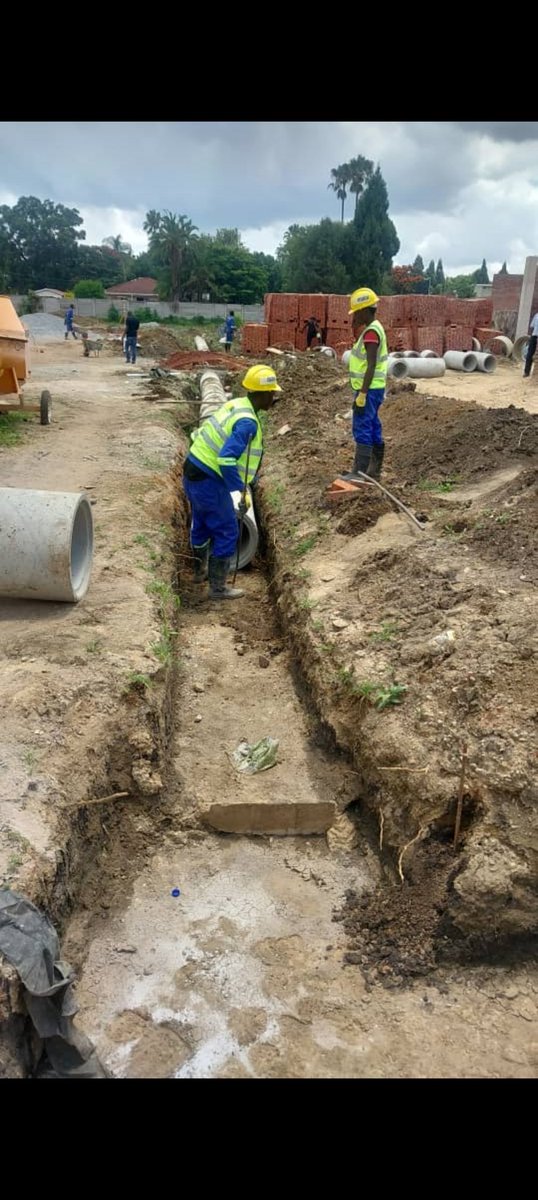 TalmachPVT's tweet photo. Backfilling entrance section @Knightsbridge- Newlands - @TurnburyProp https://t.co/KWjy5ytJH7