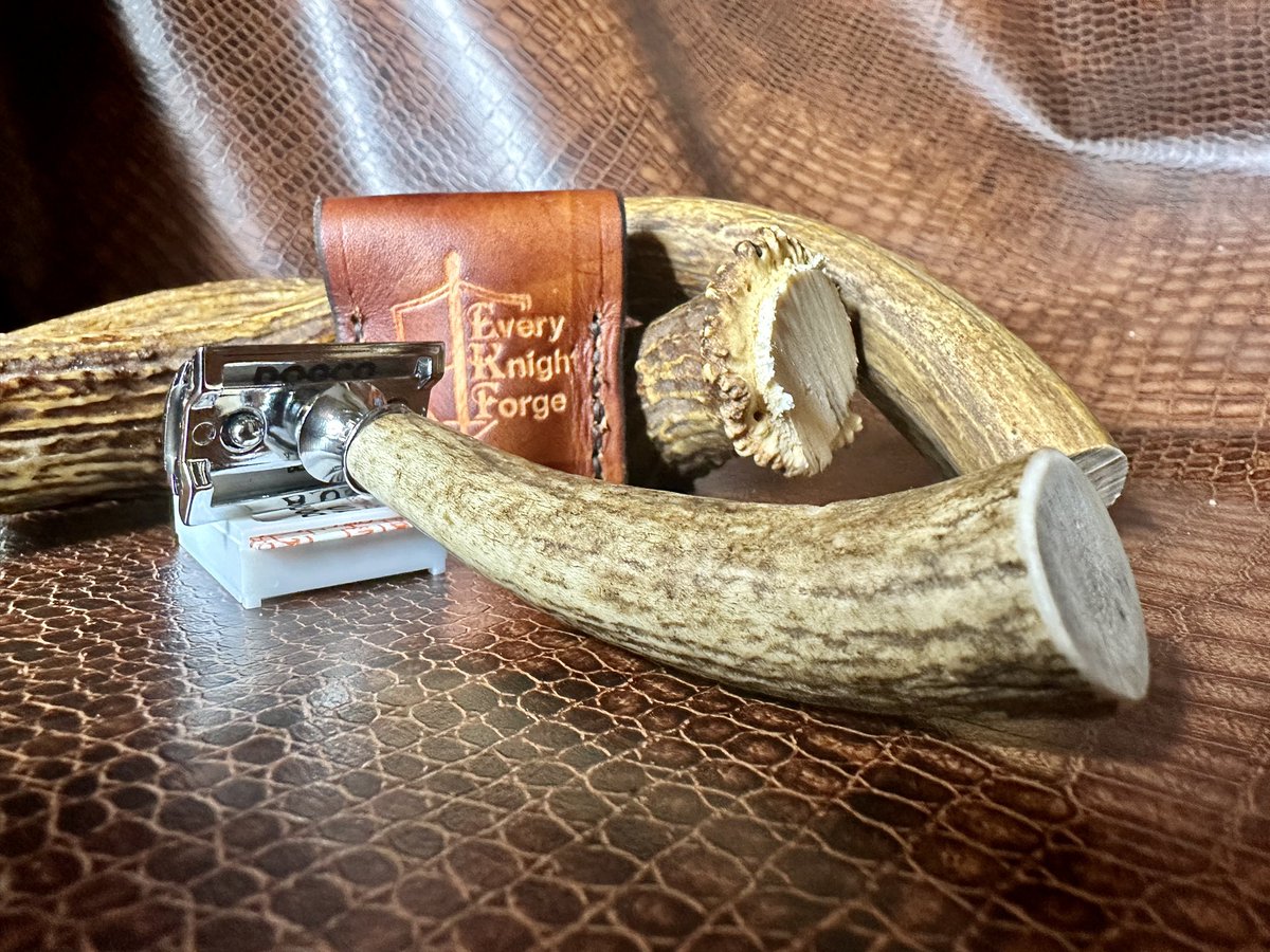 This handsome stag razor with travel sheath is on its way to Jacob in MN.  Hope it provides shaving service and enjoyment for years to come! #WetShaving #Shaving #Shave #SOTD #Lather #MenGift #WetShaveClub #Barber #Antler #Hiking #Hunting #Camping #Fishing #HandMade #MadeinUSA