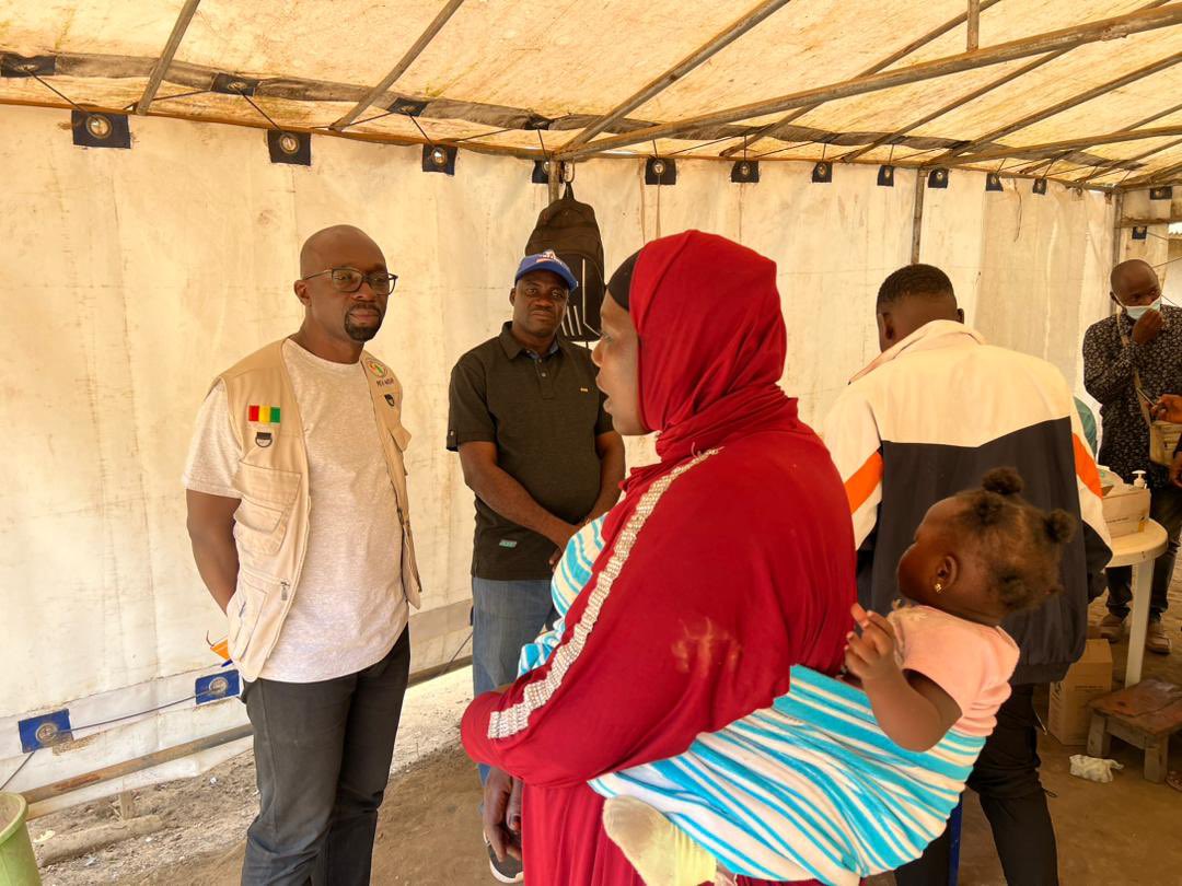 Cette mission a permis d'évaluer la qualité de mise en œuvre des activités de vaccination et de contrôle sanitaire  aux PoE, d'inspecter les chaînes de froid des Centres de Santé abritant ces PoE, d'échanger avec les acteurs de la vaccination.
#Gavi #COVID19 #PEV