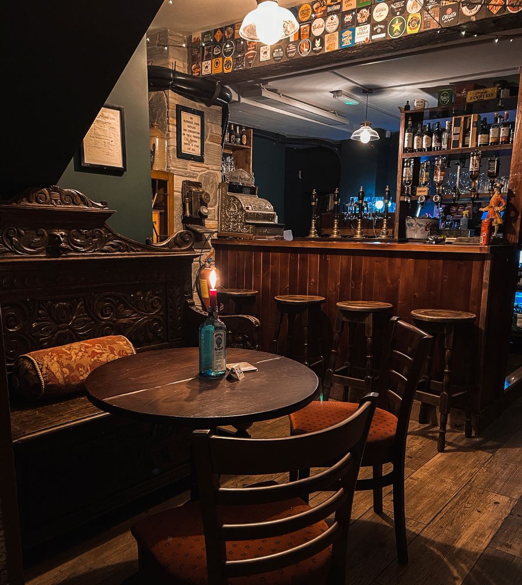 Head off to #Waterford this bank holiday weekend! 😍

🚲 Cycle the @waterfordgreenway
🎨 Admire the vibrant street art
🌅 Catch a sunset at Tramore Beach
🎻 Enjoy live music <a href="/itty_bittys_wat/">itty bittys waterford</a>

📸 greenheartculture, sorchaniri, sha_doyle, itty_bittys_bar [IG]
#KeepDiscovering