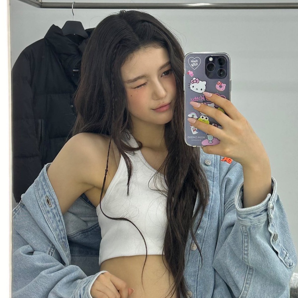 egh_danielle's tweet photo. ₊ ⠀Kelas 1 ⠀ ⠀⠀ ⠀⠀ ⠀⠀Kelas 3 https://t.co/OjFrMlYfAl