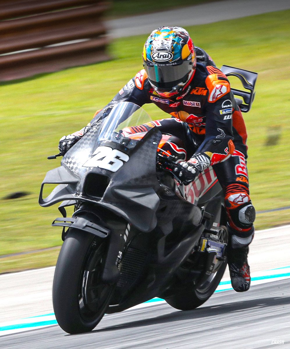 crash_motogp's tweet photo. The Aerodynamics on the KTM 🤯

#MotoGP #SepangShakedown https://t.co/Lm8MeZgXwZ