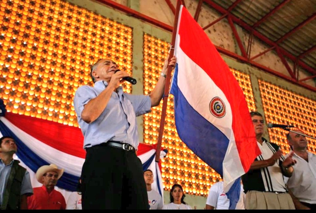 Así te queremos recordar siempre, levantando bien en alto nuestra Bella y Heroica Tricolor bandera.

Siempre UNACE, por siempre Lino O🇵🇾
<a href="/cgaleanoperrone/">C. Galeano Perrone</a>
<a href="/partido_unace/">Partido Unace Oficial</a> 
<a href="/oviedo_matto/">Jorge Oviedo Matto</a> <a href="/ViverisLopez/">Gustavo Javier Viveros Lopez</a> <a href="/leoaldana68/">Leo Aldana</a>