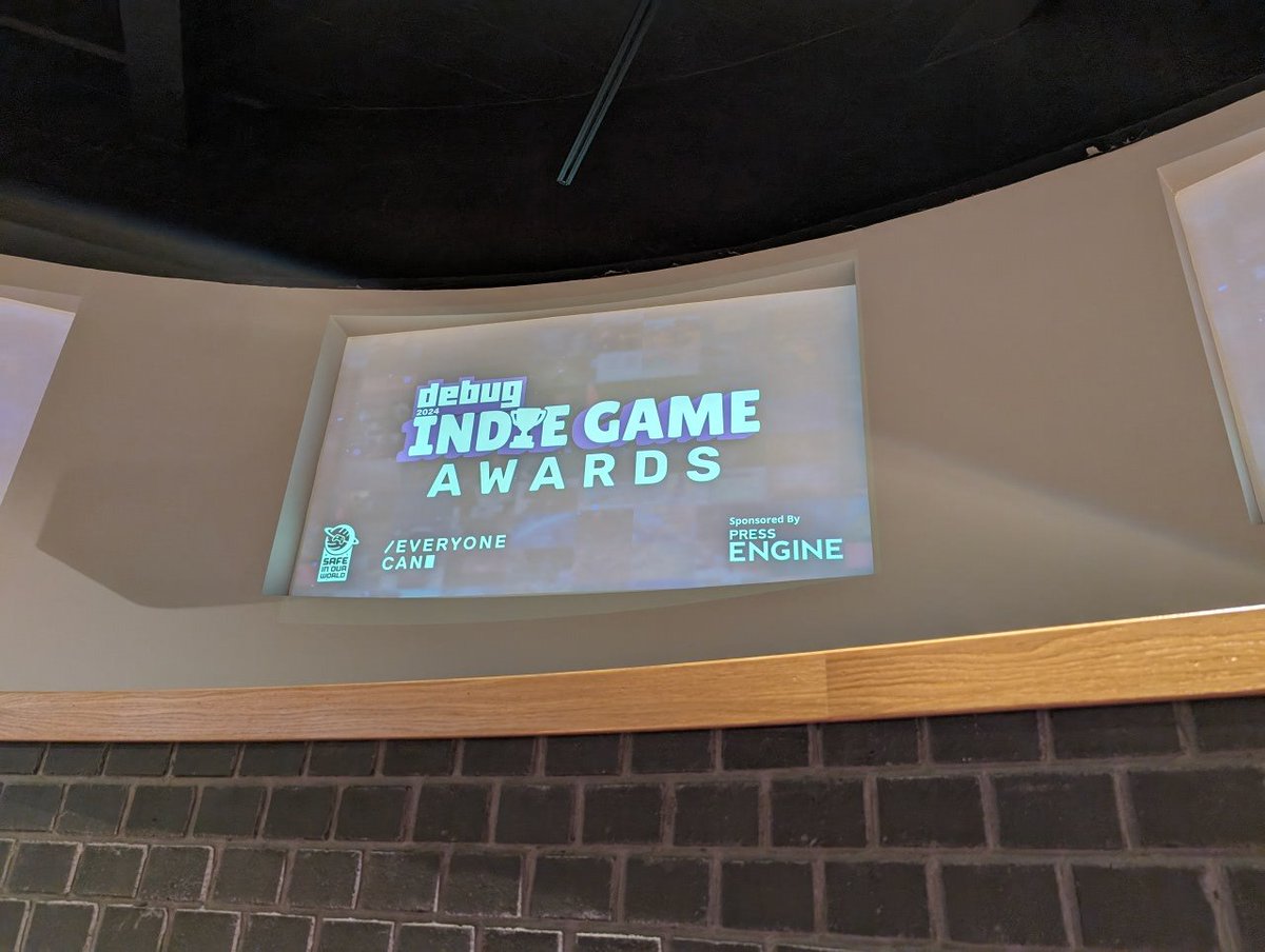 DoodleWorldGame's tweet photo. Getting set up for an awesome event at @debugmagazine #DebugU! https://t.co/QjDlbR1ton