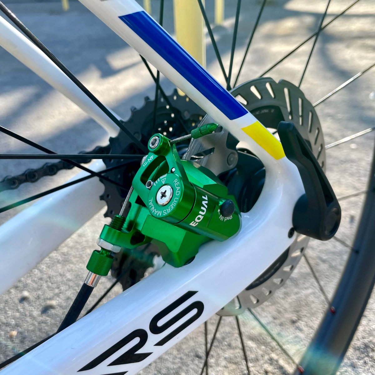 growtac's tweet photo. EQUAL 機械式キャリパー　限定新色「グリーン」
予約受付開始
出荷は２月中旬予定です。
予約はお近くの取扱い店へ🫡
https://t.co/ZkDZQM2oE0
よろしくお願い致します。
(弊社WebShopでは予約受付は行っておりません) https://t.co/djyExcE5SQ
