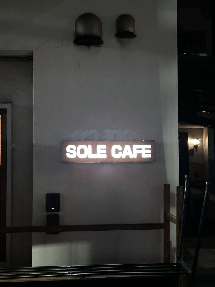 yamaokaryu1993's tweet photo. SOLO CAFEで高野寛さんのライブに行きました!とても楽しかったです!冬といえばのナンバーも聴けよかったです!また行きたいです!生涯現役で弾き語りをしてください!
#高野寛 さん
#京都
#SOLOCAFE https://t.co/Tk30K8pYLX