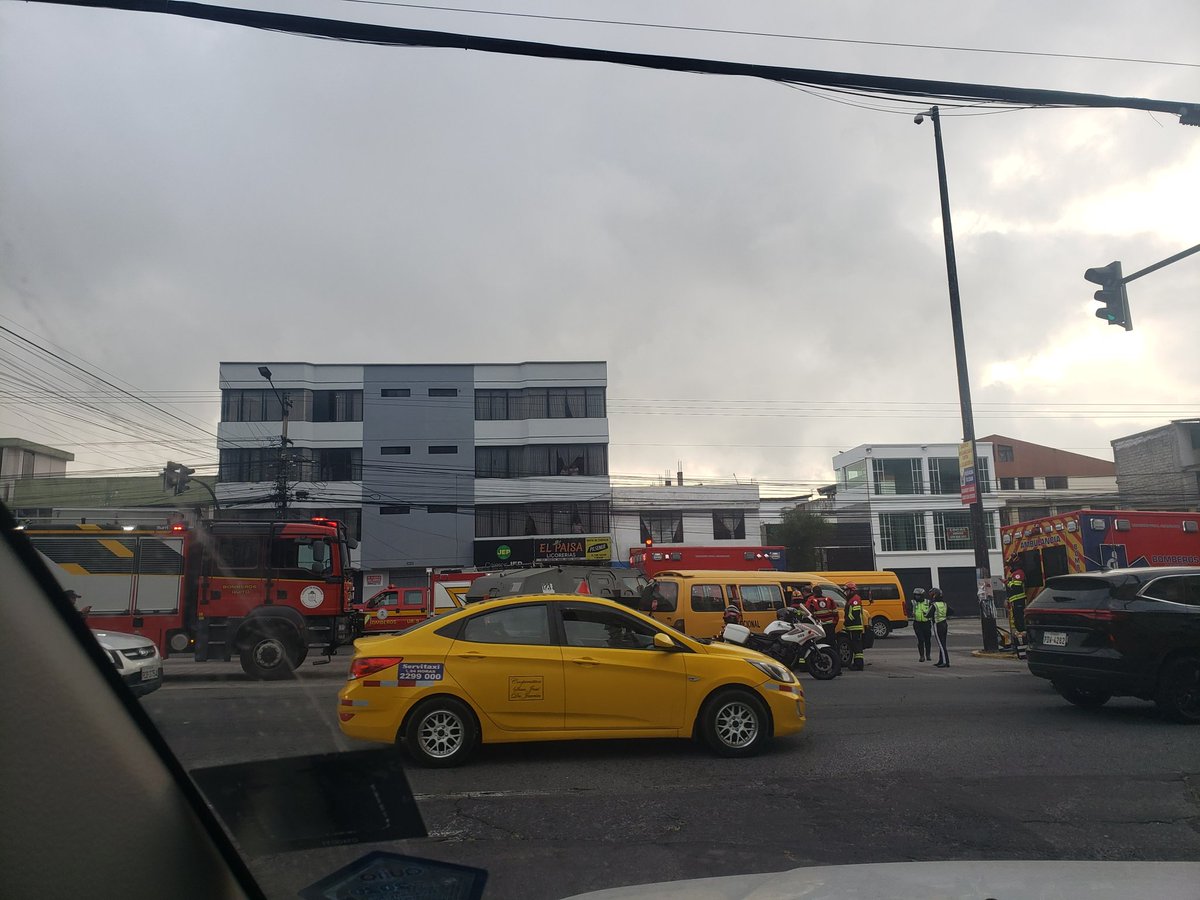 Alisson69665842's tweet photo. @AMT_Quito https://t.co/vRGD9Q104J