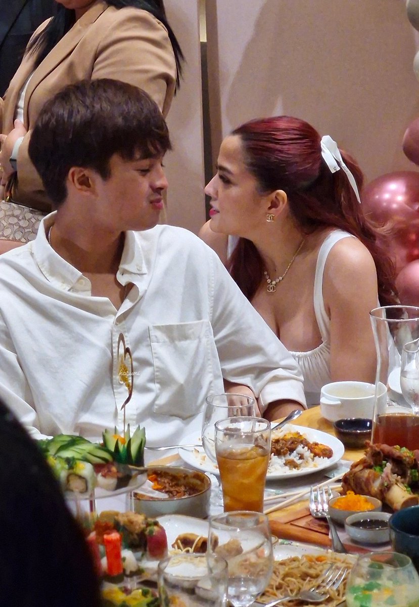 InspiredbyKDlex's tweet photo. gaano ulit kalapit kdlex??

KDLEX SWEETHEARTS NIGHT

TWO YEARS WithKDLEX

#KdLex
#KDLEX2ndANNIVERSARY
#StillGoingStrong2gether https://t.co/ggYU1bfbeX