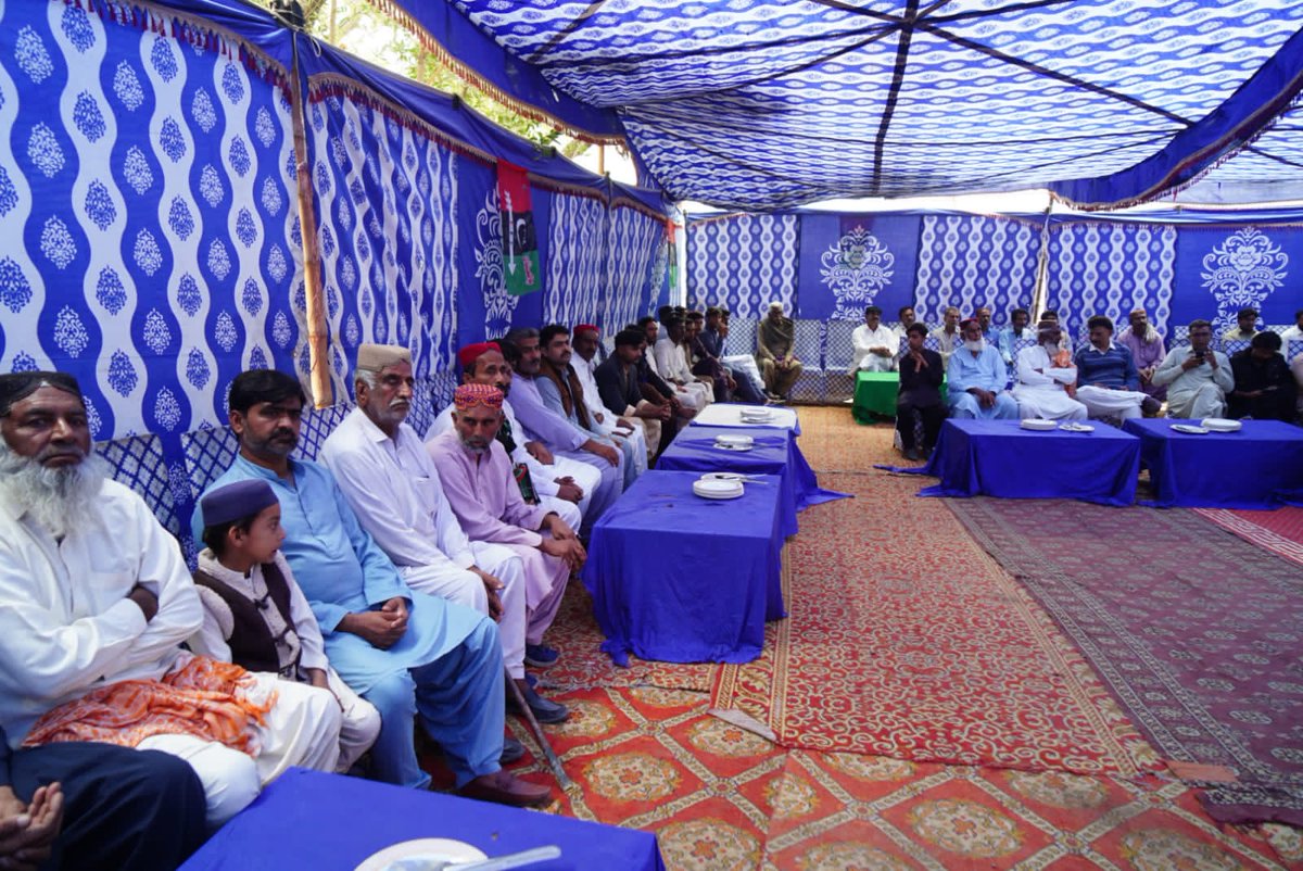 Rawal_House1's tweet photo. Dated 02-02-2024
Former Minister Sindh @sharjeelinam &amp; PPP leader @rawalsharjeel arrived at Kot imam Ali Unar UC 84 for corner meeting regarding election campaign
#PS61MenTeerChalega #PS61 https://t.co/RV6BObHrI9
