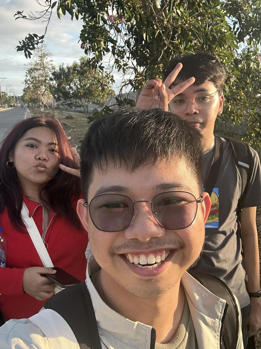 Biancakes 🐝 tweet media