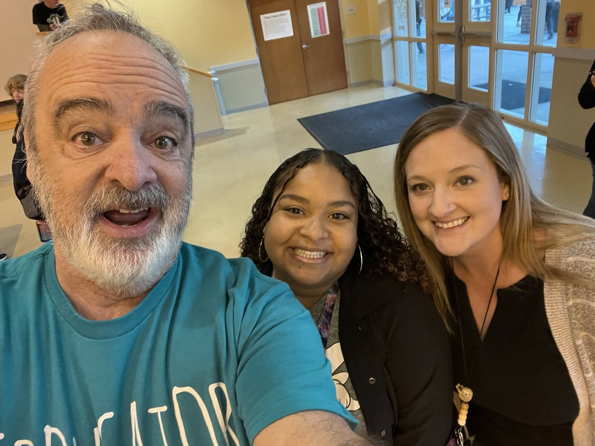 Mrs. Armstrong tweet media