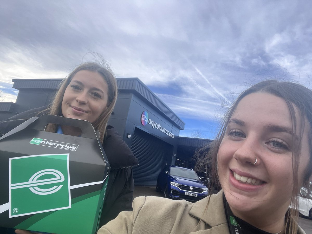 Holly Somerfield tweet media