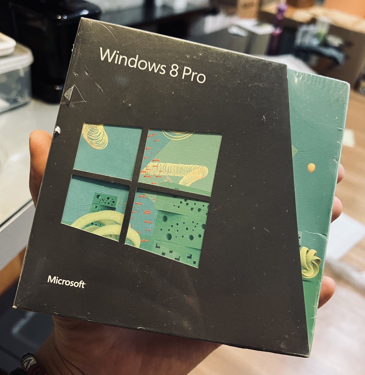 Nemu harta karun, masih sealed.