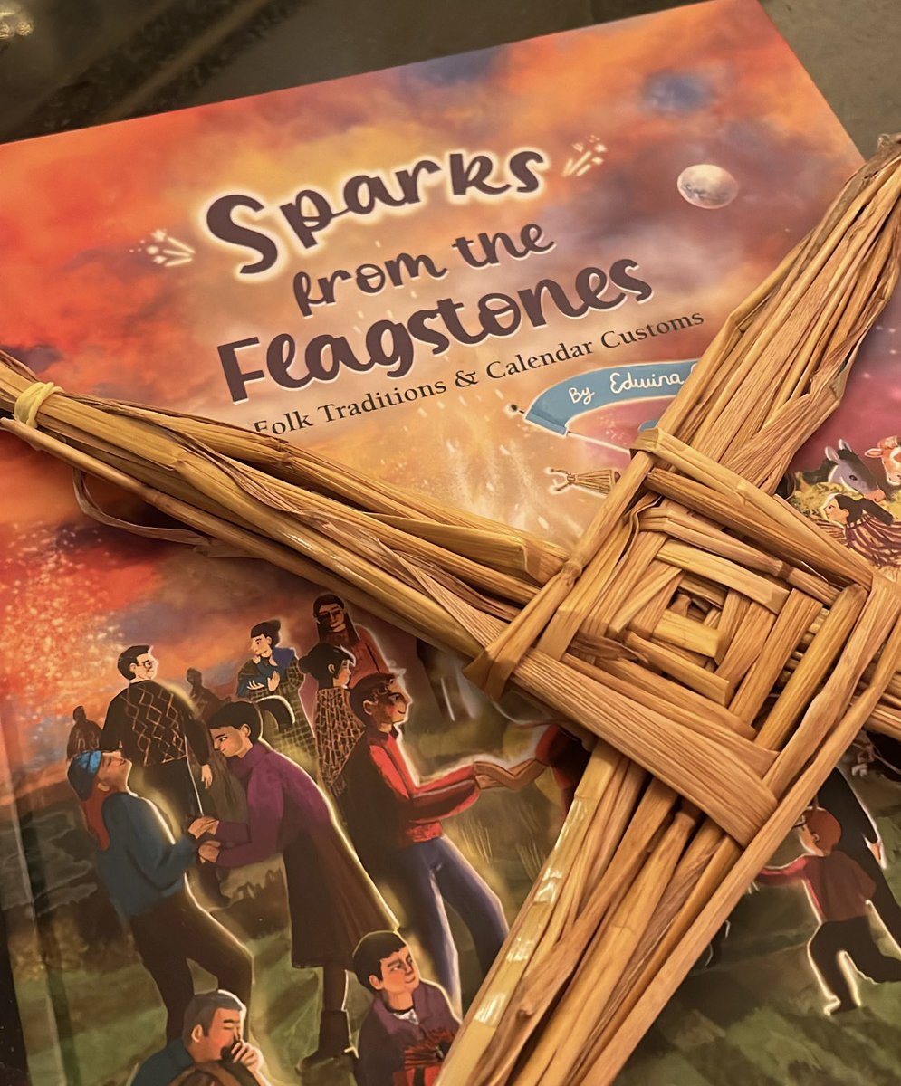 It was a great privilege to launch ‘Sparks from the Flagstones’ by the wonderful @EdwinaGuckian last night. It is the most beautiful book for young people about traditional calendar customs & festivals! Comhgháirdeachas Edwina ❤️