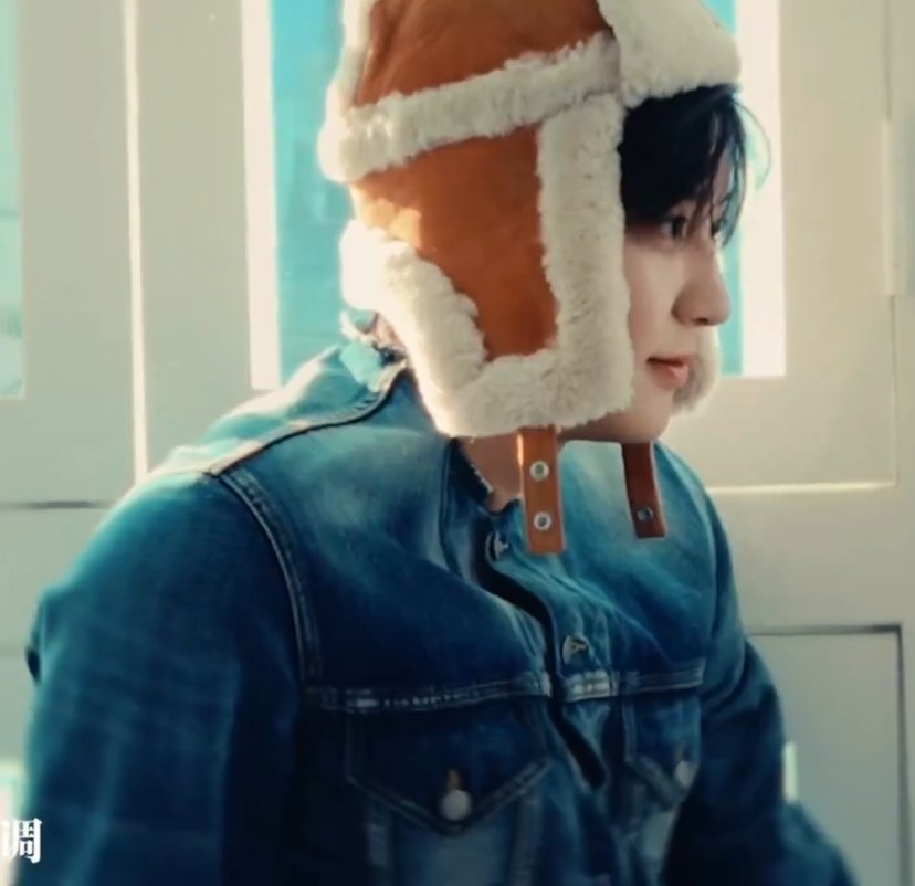 ALLMYLOEY's tweet photo. 털모자 진짜 너무 찰떡 https://t.co/go5WBdMTrS