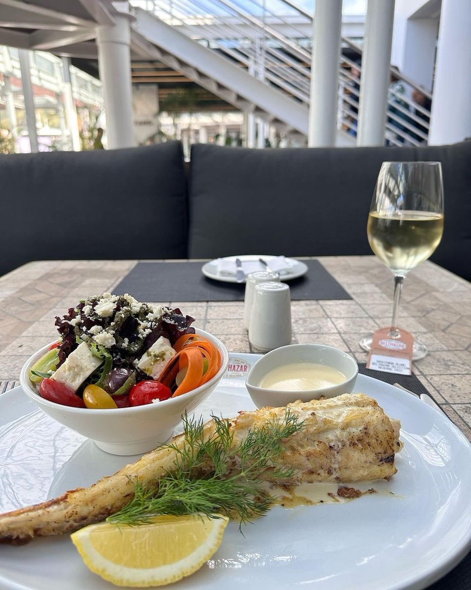 BelthazarCT's tweet photo. Our baby kingklip served with side salad with a lemon butter sauce and paired perfectly with our Belthazar premium Sauvignon blanc.
#belthazar #babykingklip #lemonbutter #salad #wine #sauvignonblanc #seafood #belthazarcapetown #vandawaterfront #capetown https://t.co/Im7H6q1uNh
