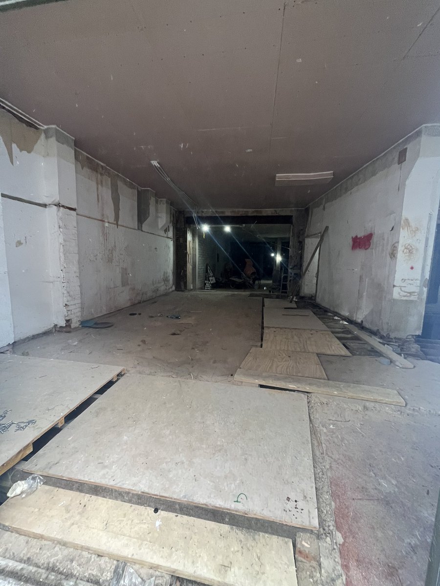 Soft Strip Out 

Waste collected for a soft strip out team total of 5 loads taken away containing wood, hardcore, and general rubbish from a busy town centre location.

The Restricted access site was no trouble for our trained team of operatives.