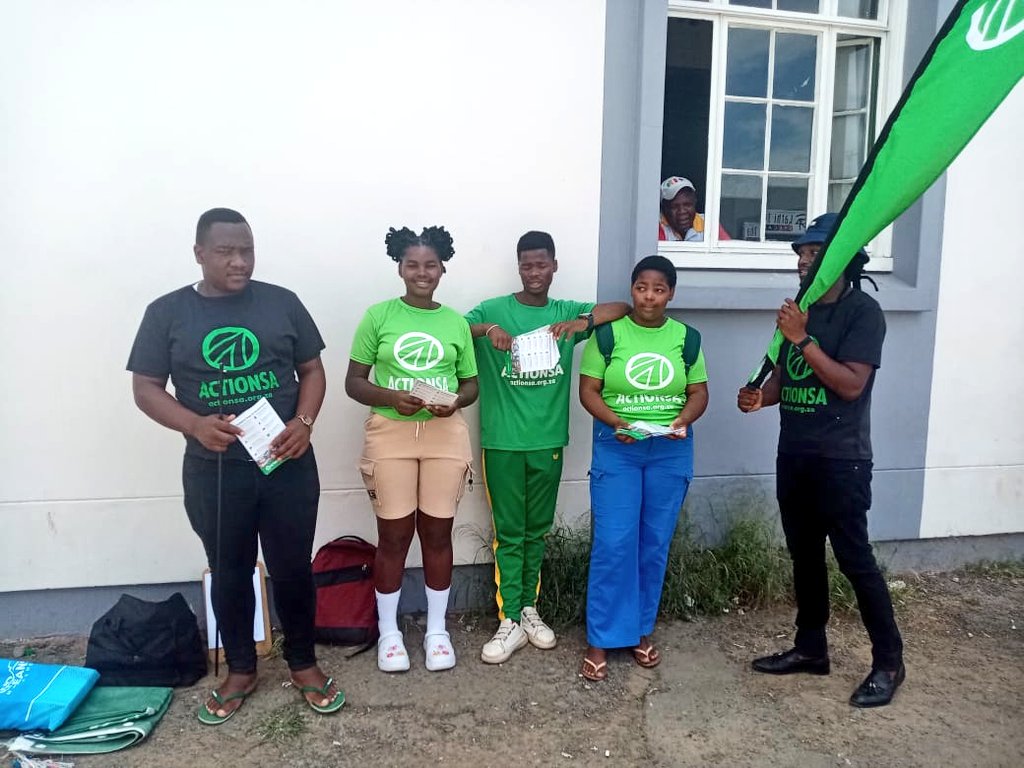 ActionSAEC's tweet photo. The message is clear from our ActionSA members in OR Tambo: Go out and #RegisterToFixSA

#LetsFixSouthAfrica https://t.co/v6O4KwOk3s