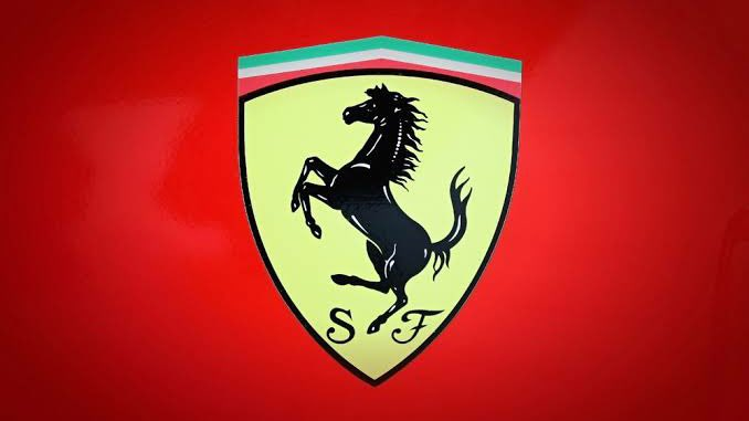 Carta aberta a novos torcedores (sofredores) da Scuderia Ferrari.

Olá, sejam muito bem vindes ao mundo de quem torce para a Scuderia Ferrari - ou algum piloto que está pilotando por ela.

Para que vocês cheguem em 2025 preparados resolvi compartilhar algumas dicas com vocês.
