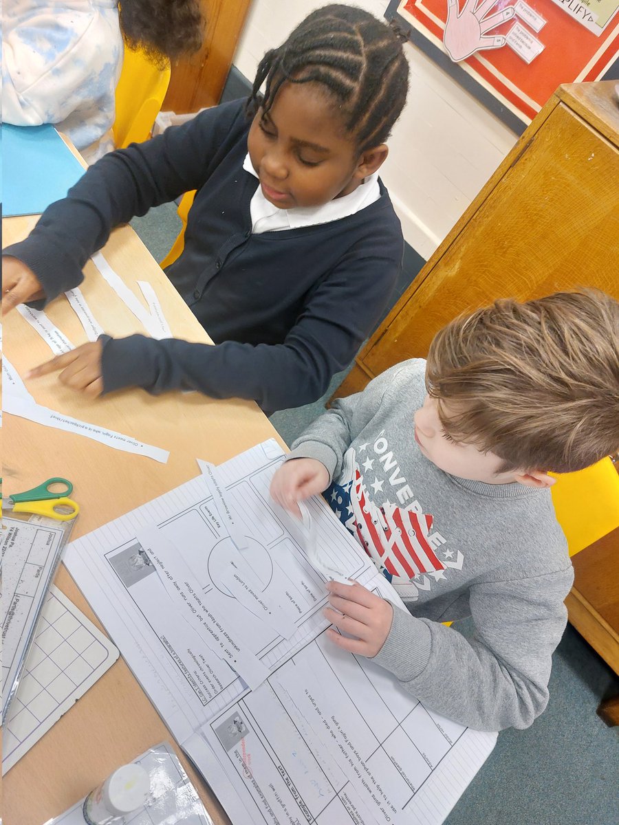 sidmouthschool's tweet image. Today in Y5 English, we discussed the features of biographies, organising the events of the life of Oliver Twist into chronological order to plan for our own writing  next week. #enjoylearning #playwithit  @TT_Education @thrivetrust_UK @thrivetrust_CEO