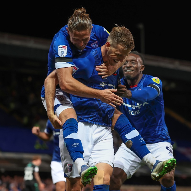 IpswichTown's tweet photo. Thank you for everything, Lee. 💙