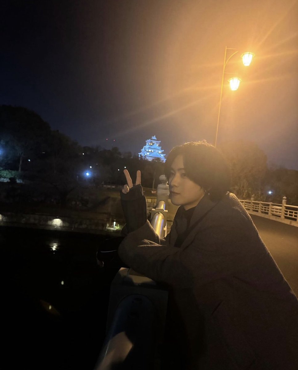 大阪城公園で雄大と一緒に夜のお散歩🚶🏻🚶🏻‍♀️❣️すぎ、無理、え、なにほんまに、好きすぎる