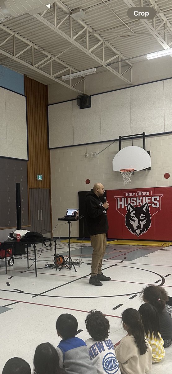 Holy Cross School tweet media