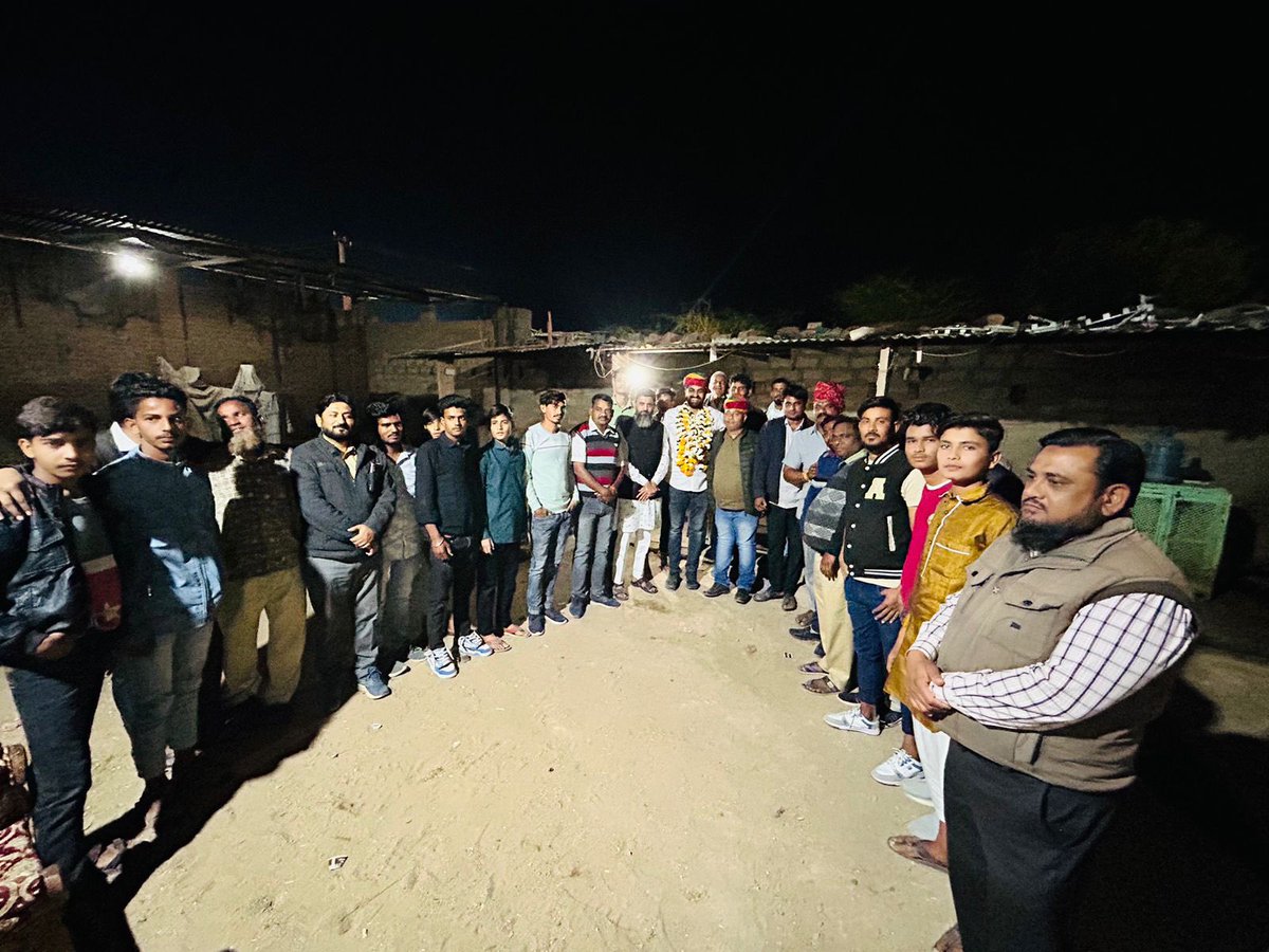 SunilChoudharyO's tweet photo. आज पाली लोकसभा क्षेत्र के सोजत विधानसभा में यासिन भाई के निवास पर वरिष्ठजनो व युवाओं से मुलाकात की।
#PaliLoksabha 
#marwarcity #paliLoksabha #Pali #PaliCity #Election #SunilChoudhary #INC #sunilchoudharyjnvu #marwarjunction #paliLoksabha #Pali #PaliCity #Election #SunilChoudhary #INC #sunilchoudharyjnvu #rahulgandhi #soniagandhi #congress #congressparty #mallikarjunkharge #sunilchoudharyjnvu #sunilchoudharyjnvu
@RahulGandhi
@ashokgehlot51
@Sukhjinder_INC
@GovindDotasra
@Allavaru
@Sukhjinder_INC