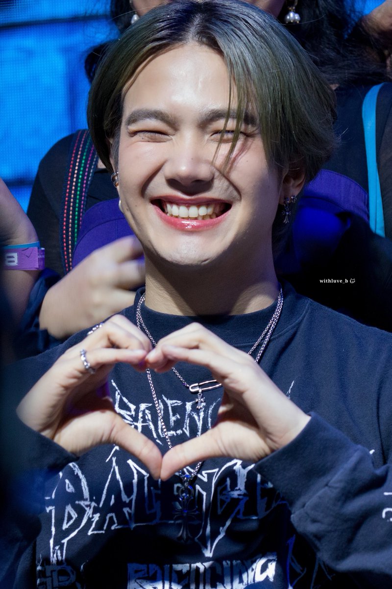 narak mak 😸🫶🏻

BUILD A LUVE IN MANILA
#BUILD1stFMinManila #BuildJakapan