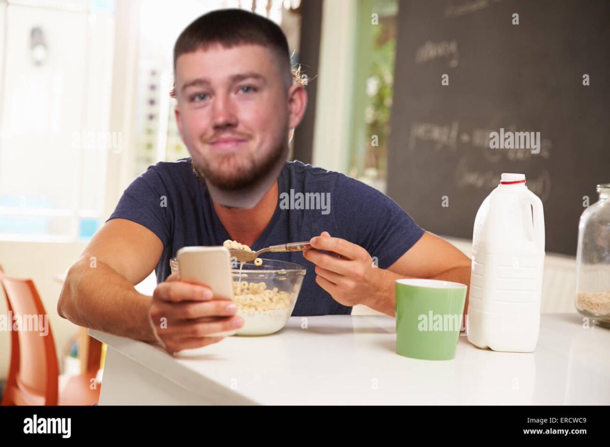 “Am I starting this week gaffer? Just need know what to have for breakfast that’s all” #CT18 #NoNeck #Barcode #WishHeadhunter