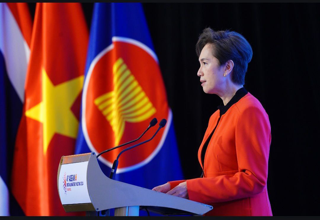 joteo_ylm's tweet photo. SG is honoured to host the 4th #ADGMIN. By converging on meaningful projects, e.g., AI Governance and data transfers, we make it easier for partners around the world to work with ASEAN! #DigitalASEAN #TechForGood https://t.co/DeampqpeLL