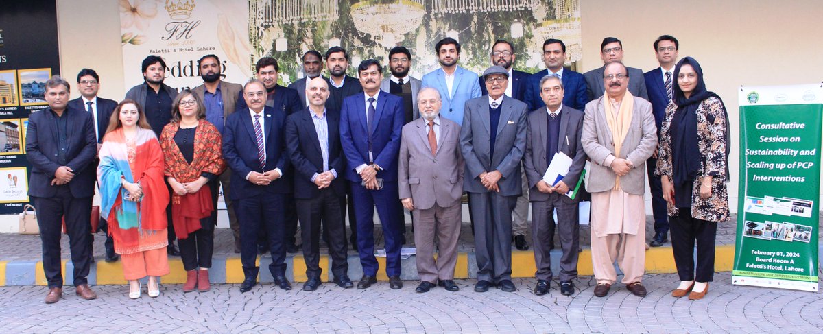 PMDFC_Official's tweet photo. پنجاب سٹیز پروگرام کے تسلسل اور دیگر لوکل گورنمنٹس تک دائرہ کار میں اضافے کے لئے مشاورتی سیشن کا انعقاد. محمد ریاض ،ایس این جی،نور احمد ڈپٹی ڈائریکٹر انوائرنمنٹ پروٹیکشن ایجنسی ، جی آئی زی، حسان احسن ، ڈپٹی سیکرٹری فنانس ڈیپارٹمنٹ ،اور ورلڈ بنک سے شہناز ارشد کی شرکت۔ https://t.co/P4XTJ5qov5