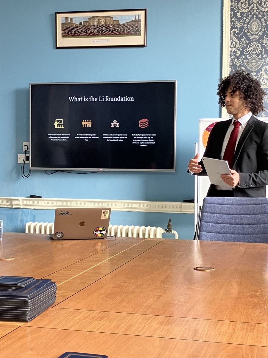 Head - Ipswich High School tweet media