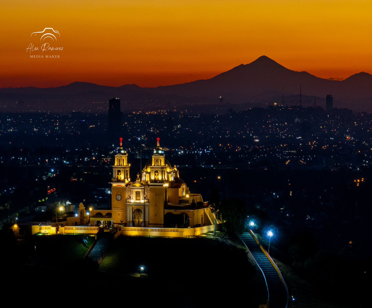 vivecholula's tweet photo. Así amanece #cholula #Puebla  #Mexico https://t.co/ELrqID6593