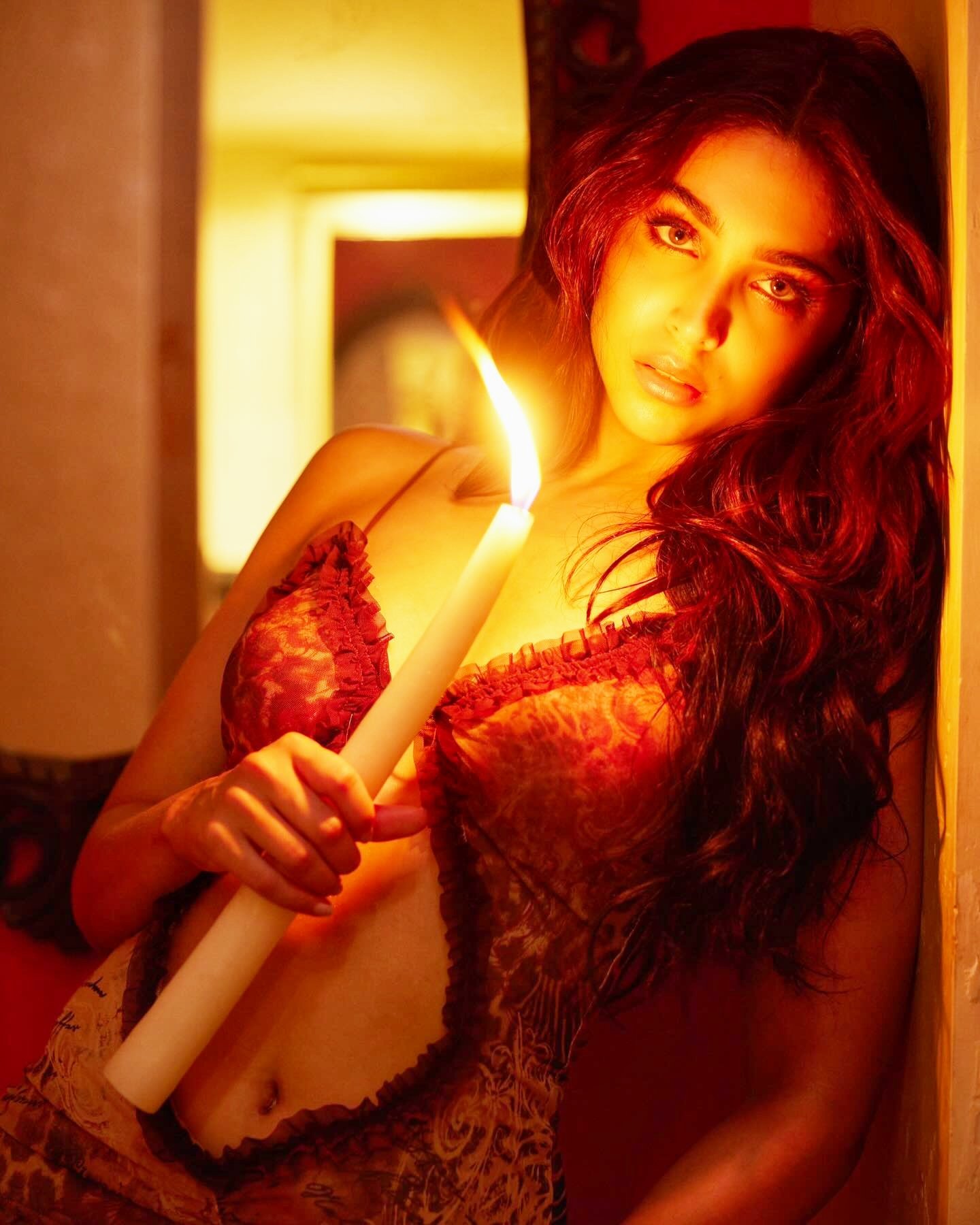 GFVdS5Xa4AAwP5C?format=jpg&name=large