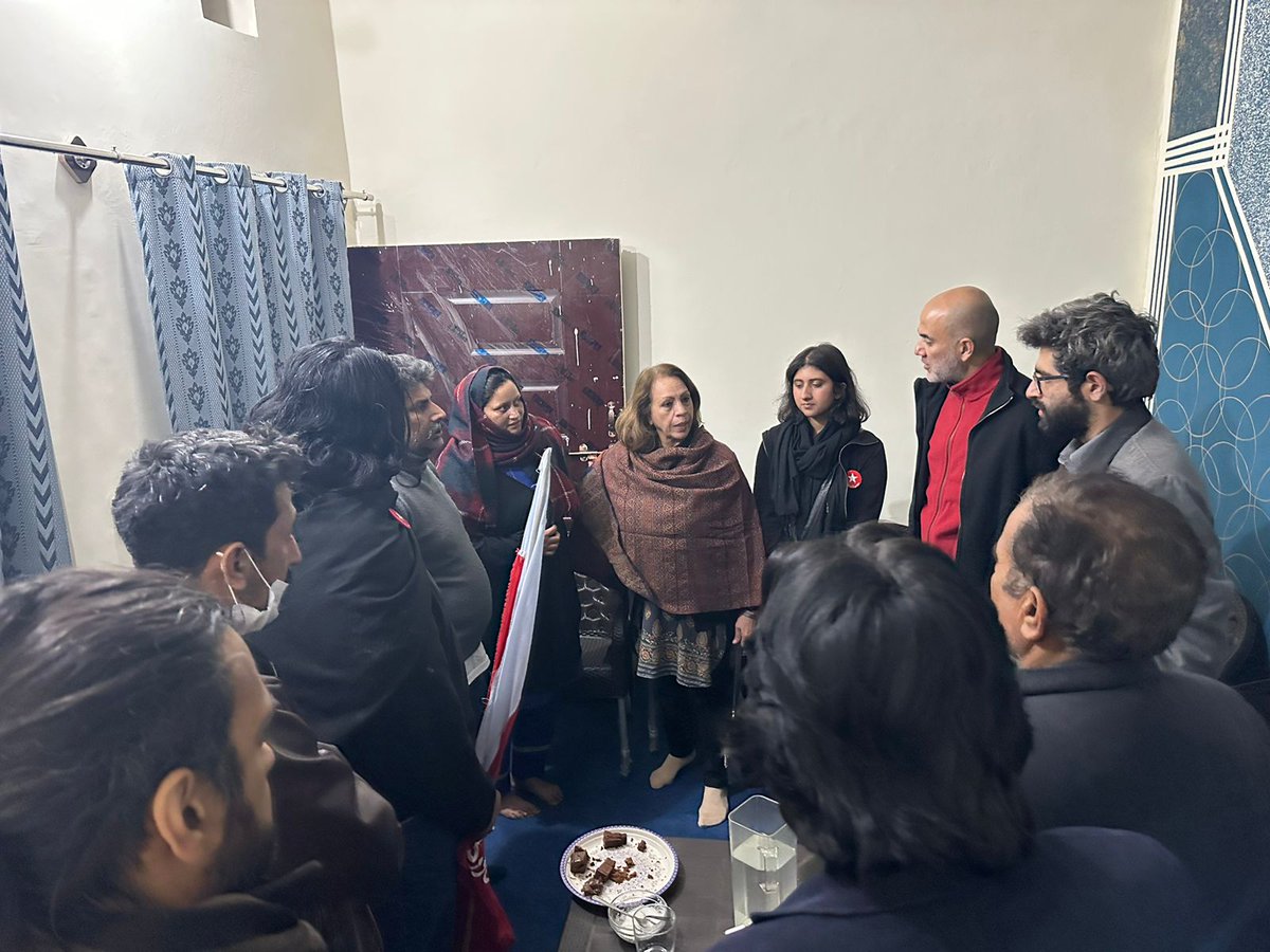 AWPIsbRwp's tweet photo. Door to door campaign in France Colony and canvassing in Jinnah Super.
AWP Candidate Iqbal Jahan was accompanied by leadership including Aasim Sajjad, former candidate NA53 Ammar Rashid, Farzana Bari and others.

#VoteAWP
#VoteCharpai
#NA47
#MutabadilMumkinhai
#Elections2024 https://t.co/axUF1XEuV7
