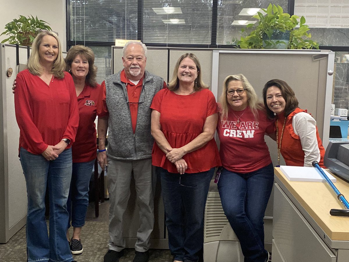 Lex1Nurses's tweet photo. Are you ready for National Wear Red Day? @LexingtonOne Finance team sure is! ❤️❤️ #Lex1WearRed https://t.co/DOxED4uO0E