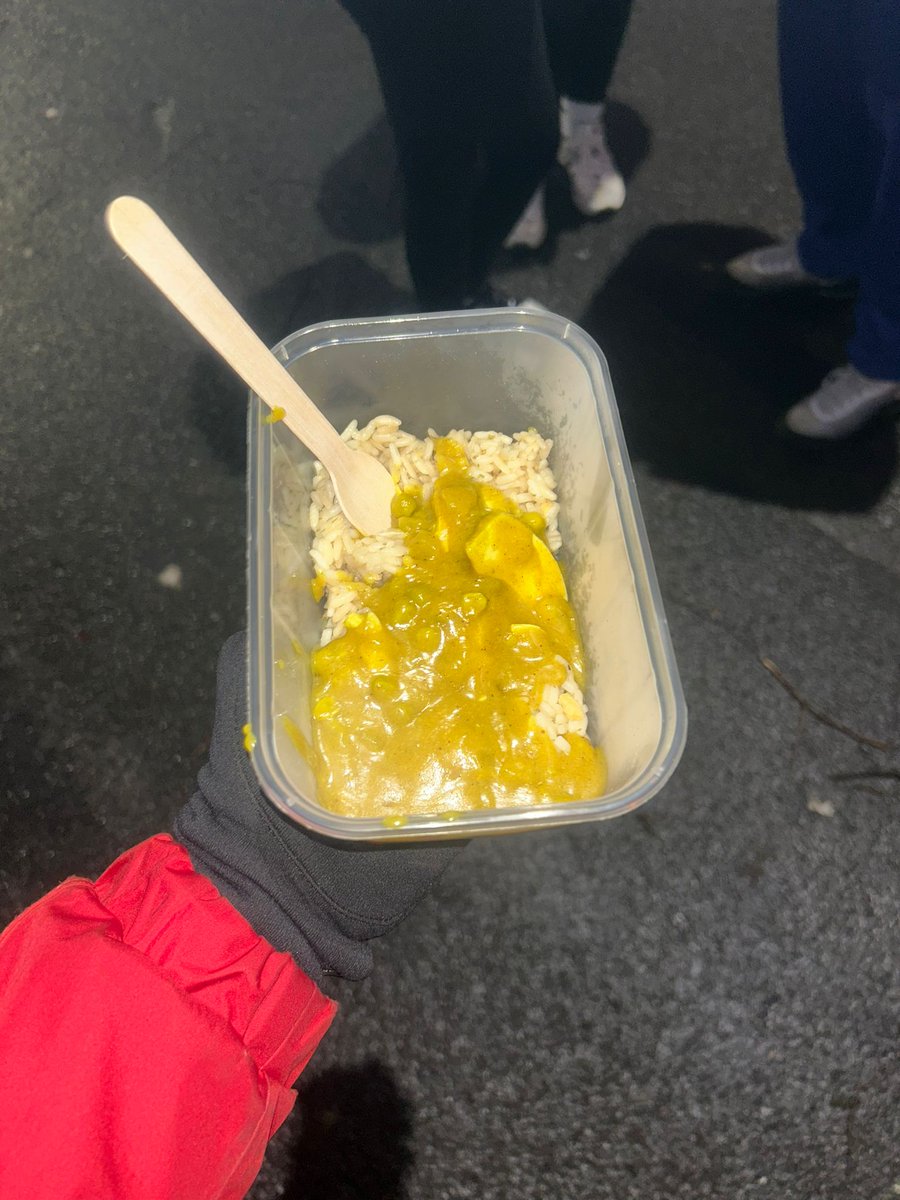 Thursday Nights are made for our Bridgeton Youth! 

C safely built the fire and cooked up a storm of a curry for everyone with support from our Thrive team 🙌 

We continue to deliver community sessions every week and would love to see as many young people there as possible 😀