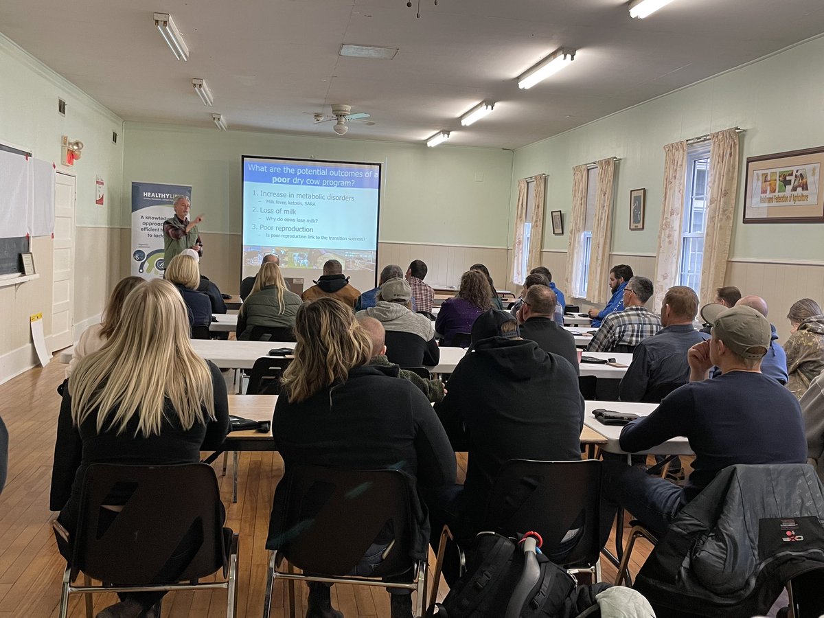 Great producer meeting yesterday! Thanks <a href="/TrouwNutr_CA/">Trouw Nutrition Canada</a> for some great presentations on dry cow management, bottlenecks on farms, and calf nutrition.