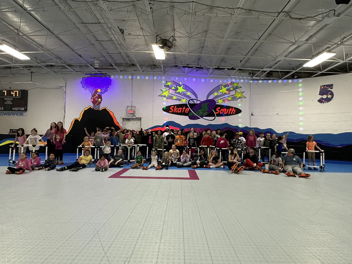 wrightdmps's tweet photo. So much fun at Skate South! Thanks for coming out! https://t.co/HTlYRu9OAl