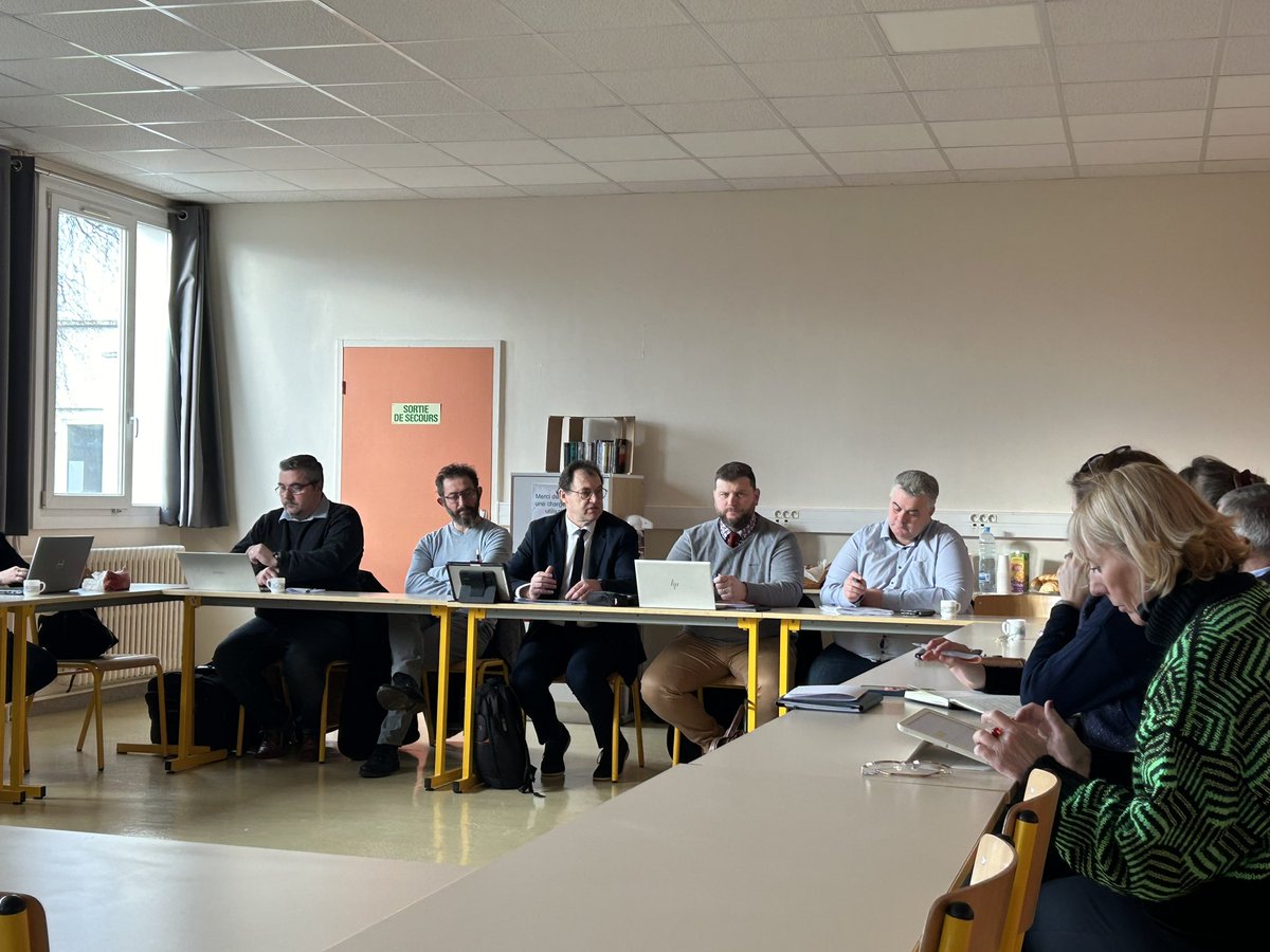 Comité technique des TER Ciel de Meuse, à Damvillers, en présence du Directeur Académique, des chefs d établissement, des élus des collectivités et des partenaires <a href="/ien_stenay/">IEN Stenay</a>  <a href="/DSDEN55/">DSDEN55</a>