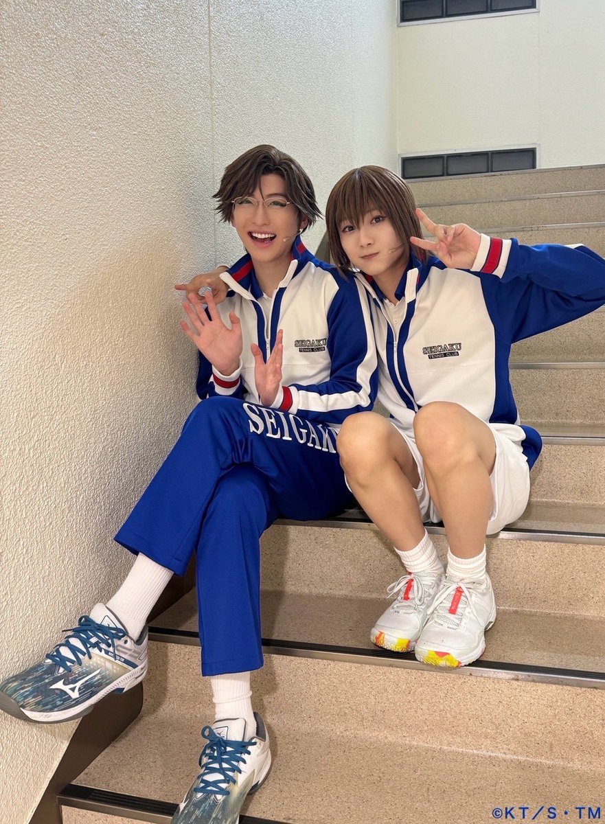 haruki_official's tweet photo. テニミュ
ありがとうございました！！

今日は手塚と！
約束。

明日は大阪公演千秋楽。
よろしくお願いします！

#テニミュ https://t.co/mWsHq9MuGD