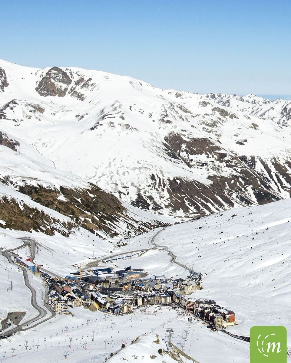 ACCESSOS A ANDORRA OBERTS ✅ Les autoritats franceses informen que els accessos a Andorra des de França estan actualment oberts i sense previsió de talls imminents. 👇🏻1/2