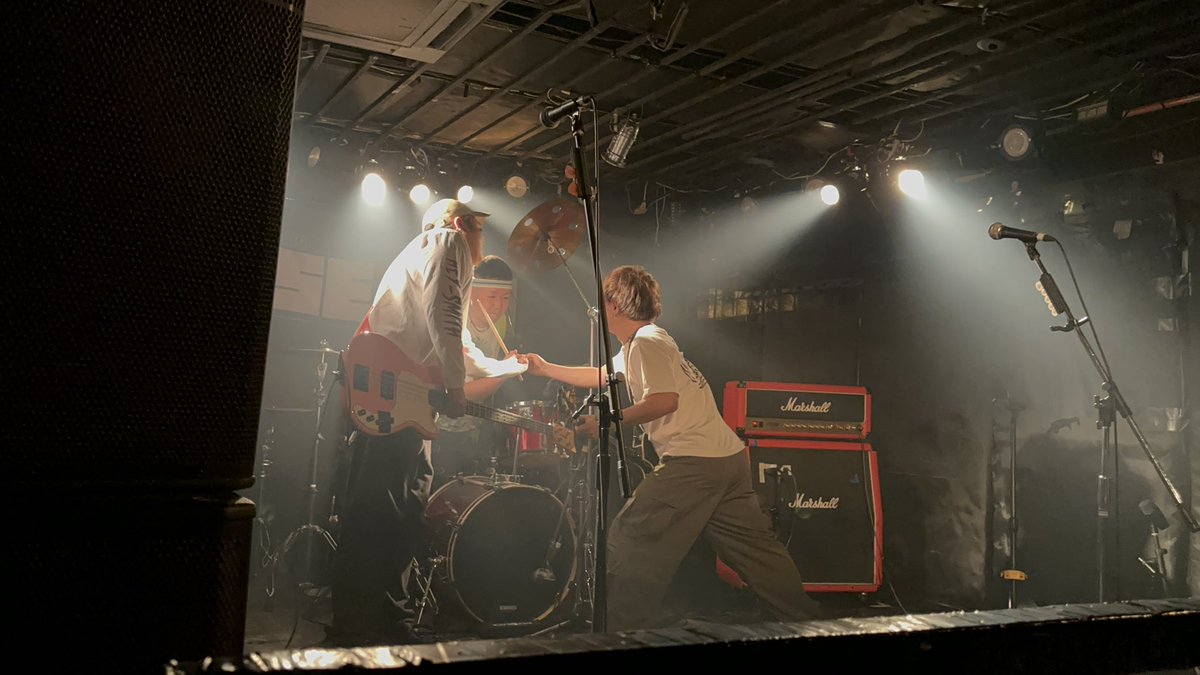 Limit×Zone tweet media