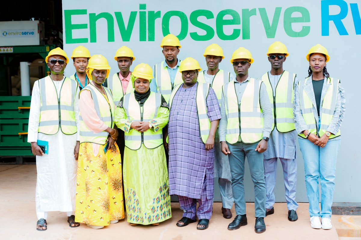 EnviroserveRw's tweet photo. Today, we were delighted to host the delegation from the National Environment Agency of the Republic of Gambia, led by Hon. Minister Rehey John Manjang, at @EnviroserveRw's e-waste recycling facility in @BugeseraDistr, showcasing our e-waste management process.

#GreenRwanda🌿🇷🇼 https://t.co/5DS1qBhttj