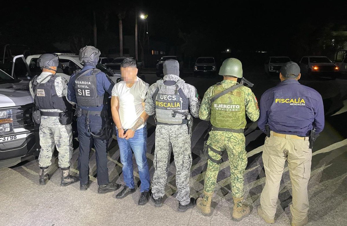 En #AcciónInterinstitucional realizada en Catalinas, municipio de # Buenavista, #FiscalíaMich, @SEDENAmx, @GN_MEXICO_ y @GC_Michoacan, se  cumplimentó orden de aprehensión contra Alberto G., “La Peggy”., image size:1200x784