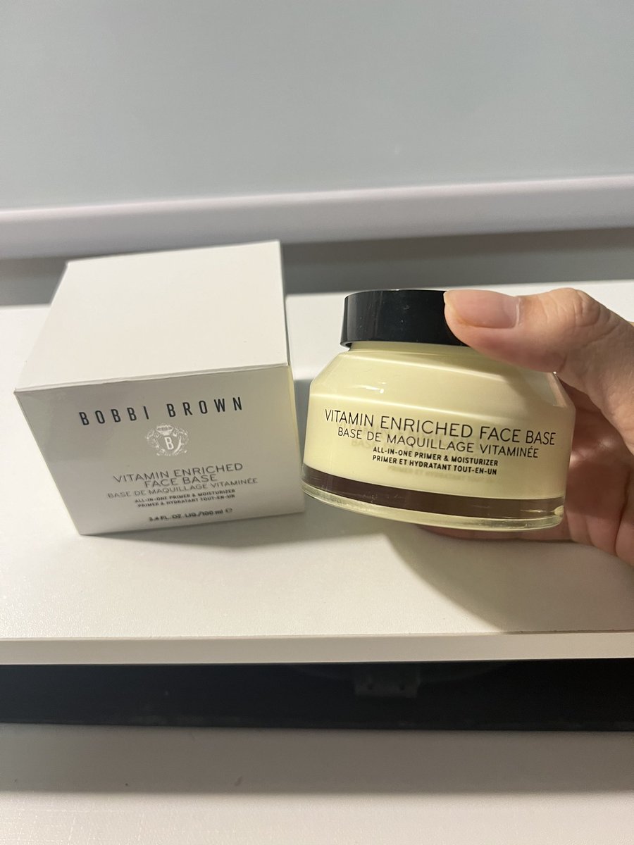 seasaltedwitht's tweet photo. ส่งต่อ Bobbi brown vitamin enriched face base 100ml used once ✨2500บาท✨ (shop50ml 2600) แท้ มีใบเสร็จ

#bobbibrownthailand #bobbibrown #ส่งต่อ #ส่งต่อคสอ #ส่งต่อสกินแคร์ #ส่งต่อเครื่องสําอาง #ส่งต่อสกินแคร์มือสอง #ส่งต่อเครื่องสําอางค์ #ส่งต่อคสอมือ2 #howtoperfect #ripไอดอ https://t.co/upMUv7EIdt